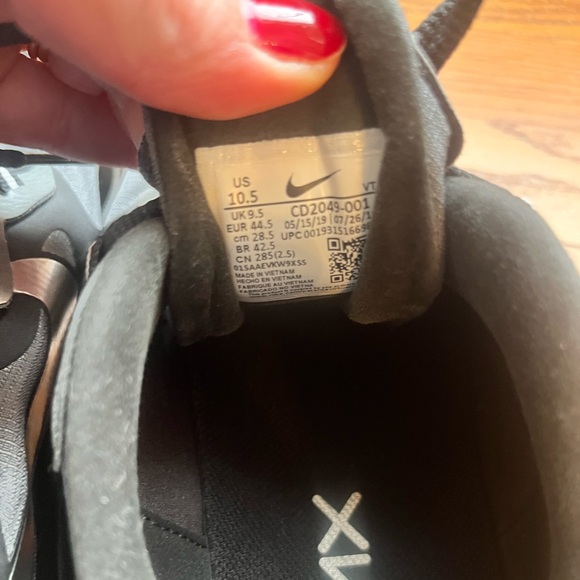 Nike Air Max 270 React Black /Dark Gray/Silver Men’s Sz 10.5 (CD2049-001) - Picture 6 of 11